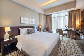 經典開放式客房, 1 張加大雙人床, 廚房 | 房內夾萬、手提電腦工作空間、隔音、熨斗/熨衫板