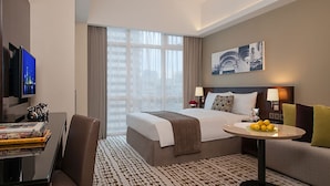 Classic Studio, 1 Queen Bed, Kitchen - Citadines Salcedo Makati (Makati)