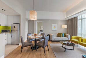 Classic Studio, 2 Twin Beds, Kitchen | Living area | LED TV, DVD player