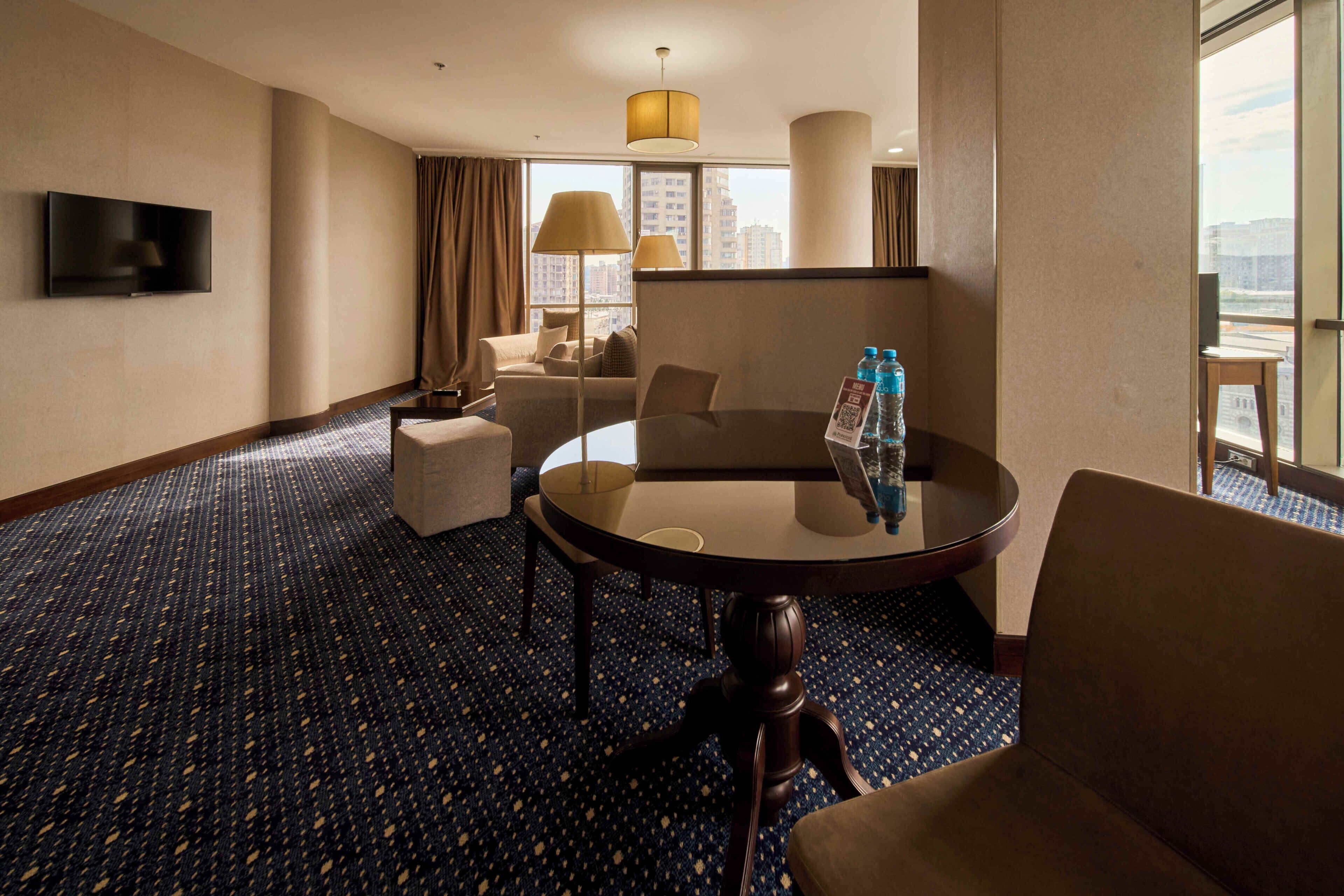 Photo - Parkside Hotel & Apartments