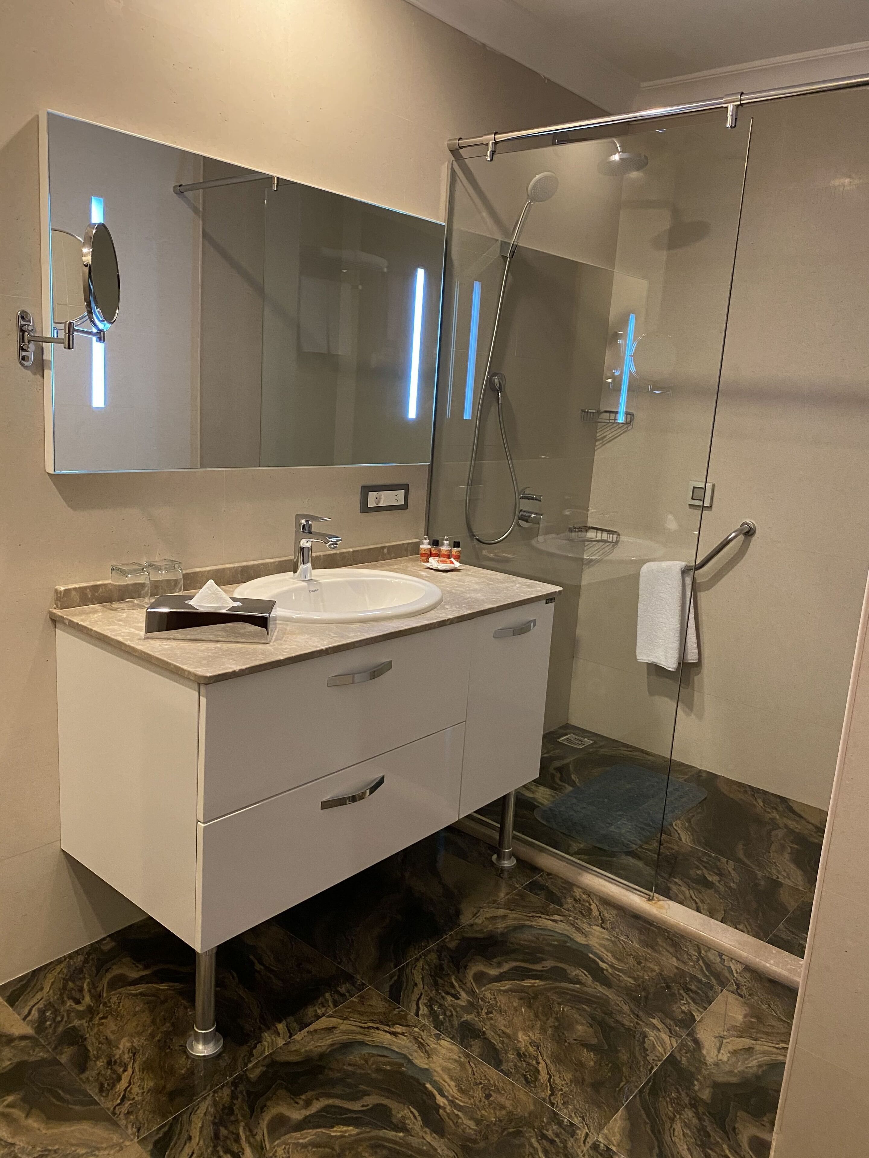 standard studio, kitchen | bathroom | hair dryer, bathrobes, slippers, towels