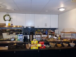 Daily buffet breakfast (SEK 120 per person)