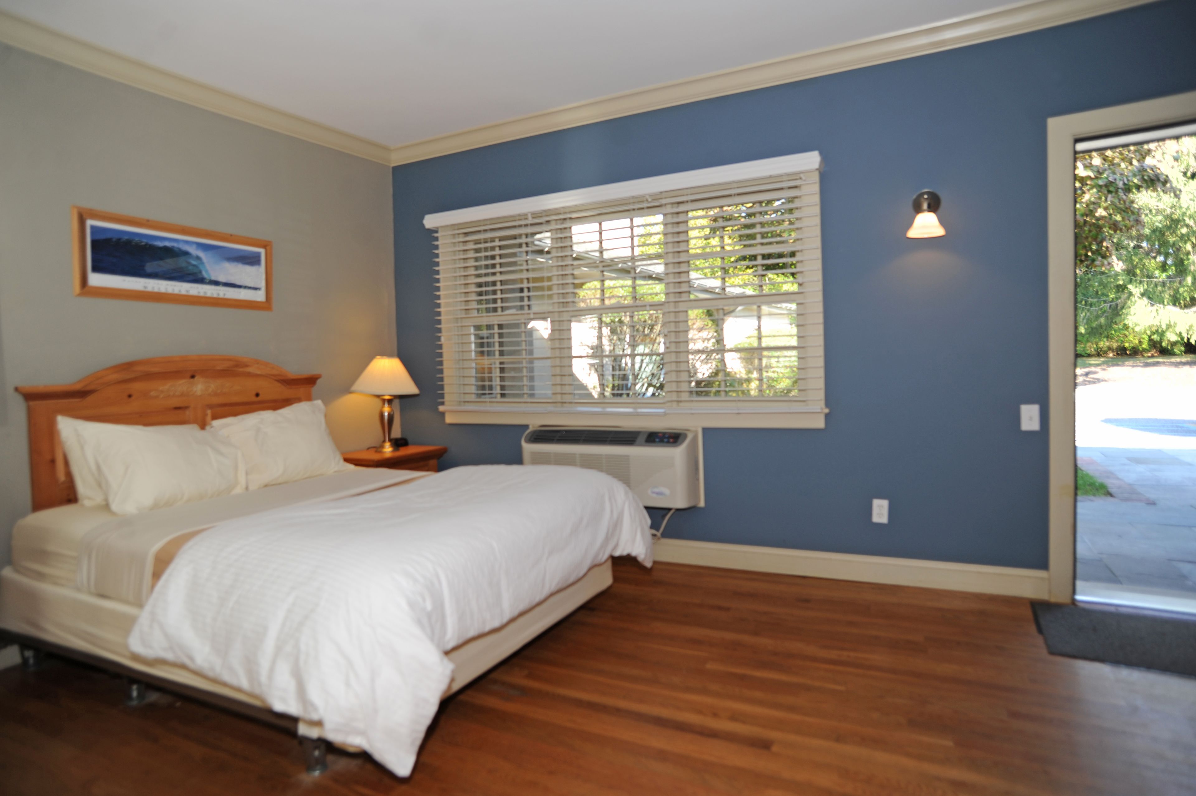 standard room | desk, free wifi, bed sheets