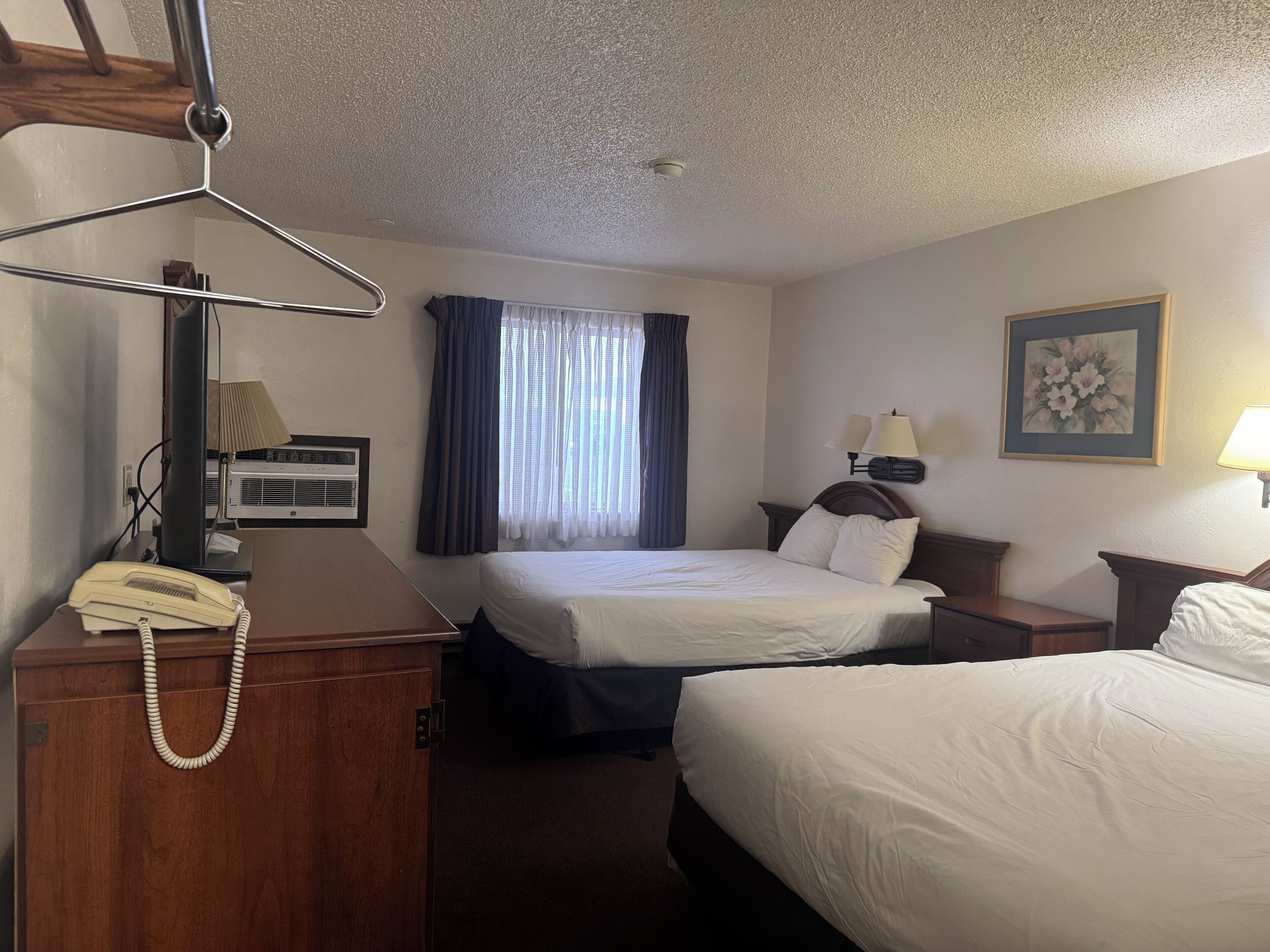 In-room safe, desk, iron/ironing board, free WiFi