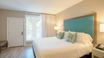 In-room safe, desk, soundproofing, bed sheets