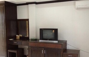 Standard Twin Room | Room amenity - Kamala Phuyai Resort (Kamala)