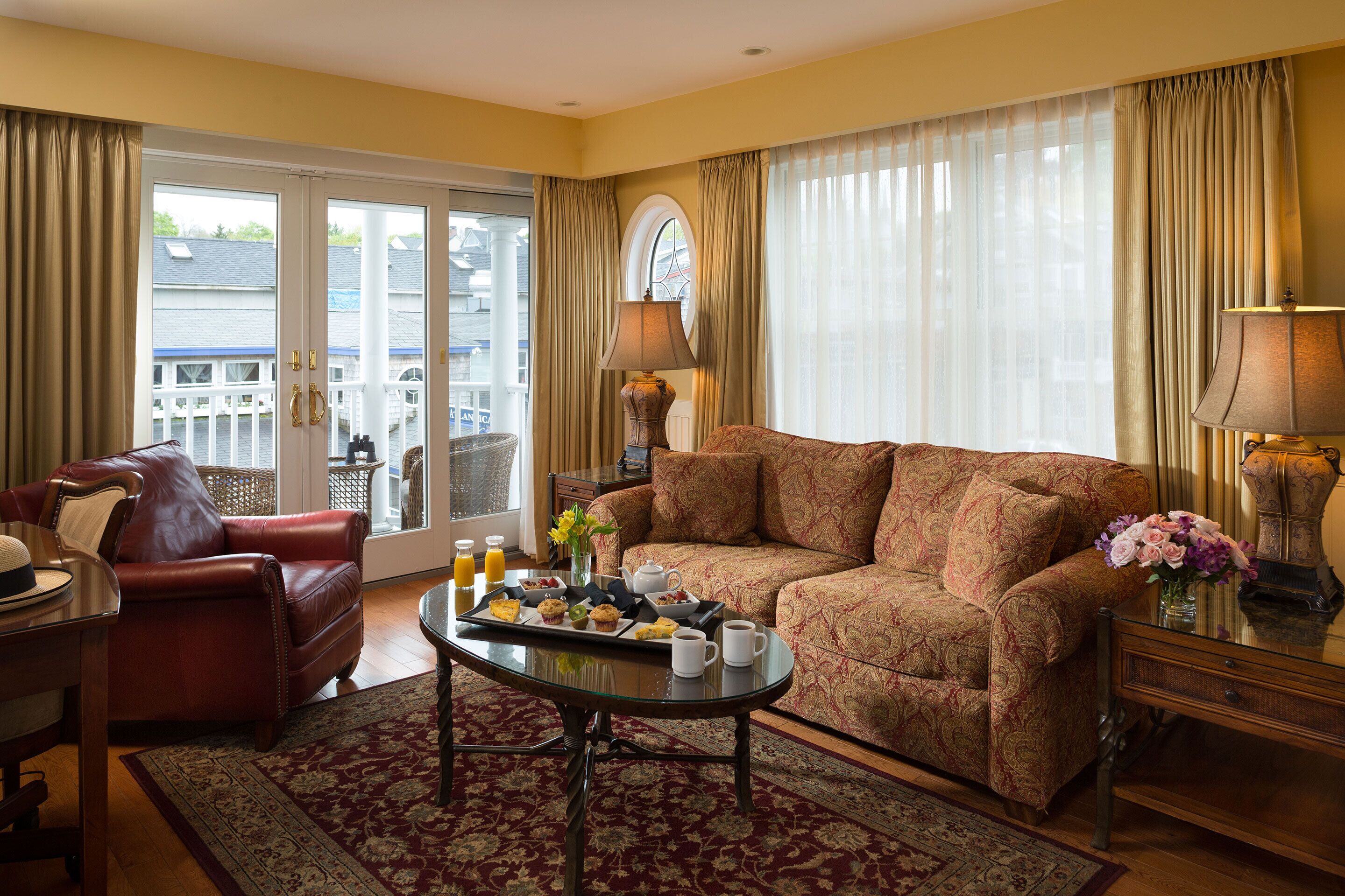 waterview grand suite - accessible | living area | 37-inch lcd tv with cable channels, tv, fireplace