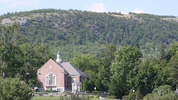 Vue depuis lâhĂ©bergement