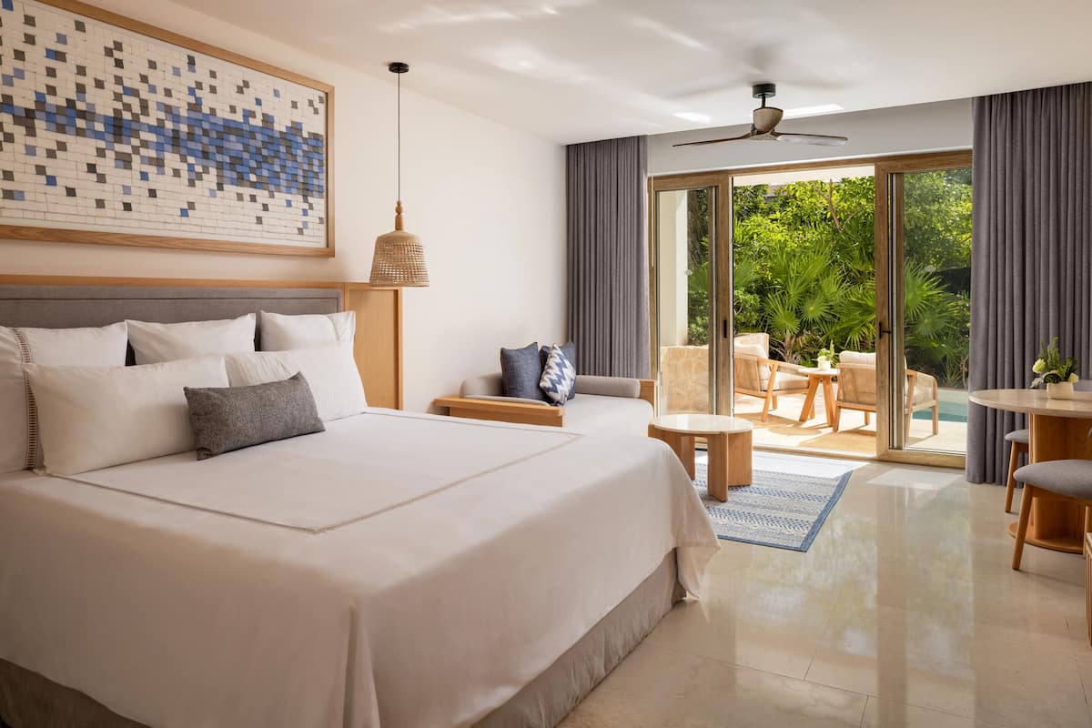 Junior Suite Swim Out - King Bed | View from room