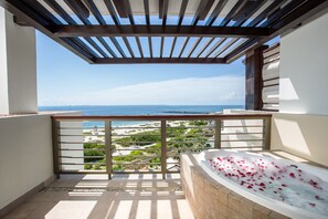 Preferred Club Master Suite Ocean Front | Vue depuis le balcon