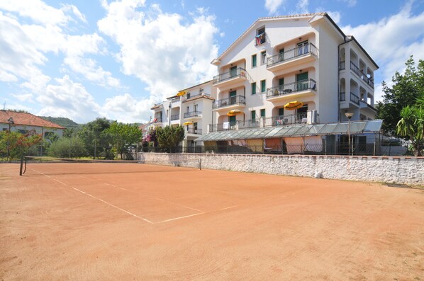 Unclassified image, 1 of 47, button - Residence Il Borgo degli Ulivi Resort (Pietra Ligure)