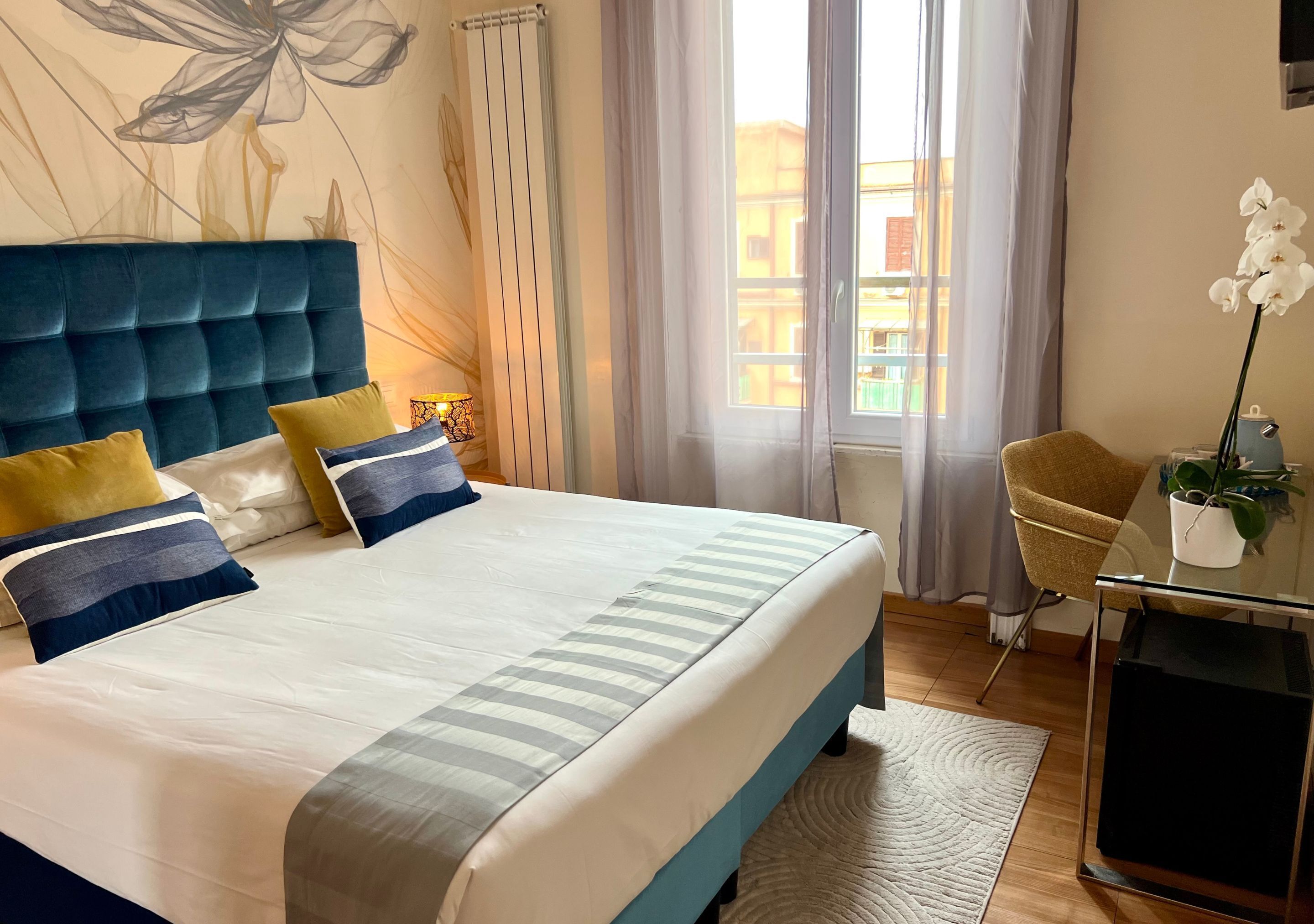 Minibar, in-room safe, desk, iron/ironing board (on request)