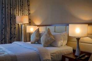 Superior Room | Premium bedding, down duvets, in-room safe, desk