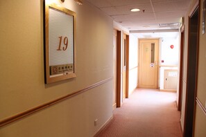 Hallway - West Hotel (Kowloon)
