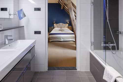 Premium Room | Premium bedding, in-room safe, individually decorated, free WiFi