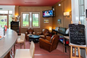 Bar lounge
