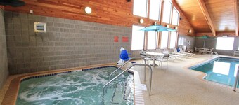 AmericInn by Wyndham Cedar Rapids Airport