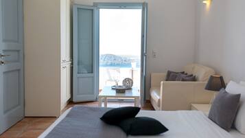 Phòng Suite Junior, quang cảnh biển (Outdoor Heated Jetted Tub) | 1 phòng ngủ, két bảo mật tại phòng, trang trí khác biệt