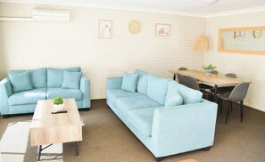 Townhome, 2 Bedrooms | Living area