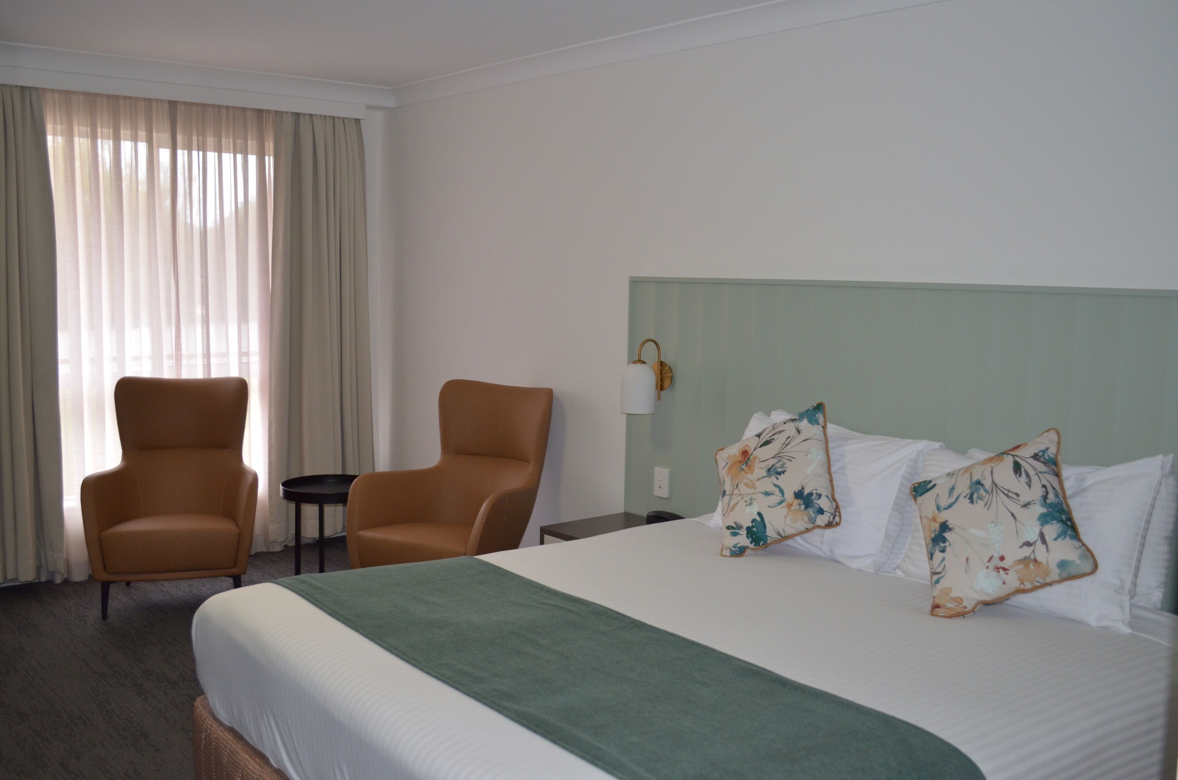 Executive Studio | Meja, ruang kerja komputer riba, seterika/papan seterika, Wi-fi percuma 