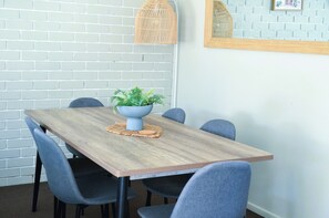 聯排別墅, 2 間臥室 | 餐廳