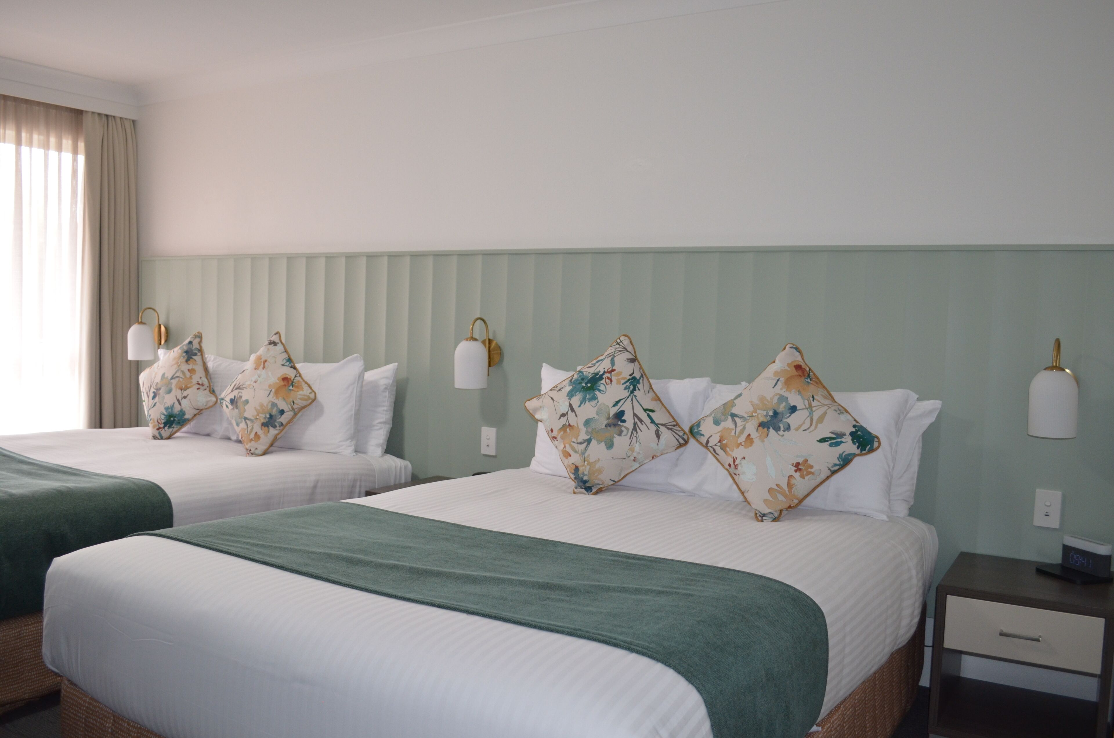 行政开间套房 | 办公桌、笔记本电脑工作区、熨斗/熨衣板、免费 WiFi