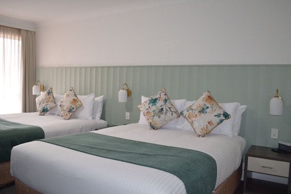 Executive Studio Suite