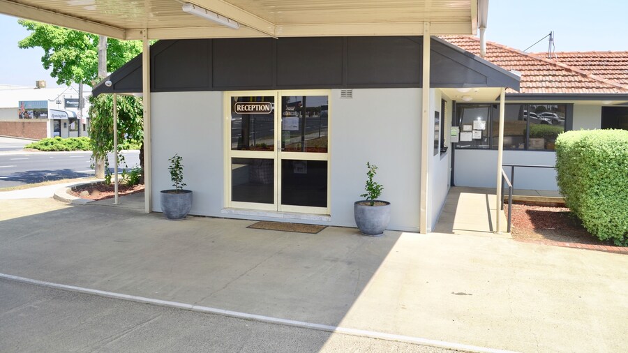 Bathurst Motor Inn