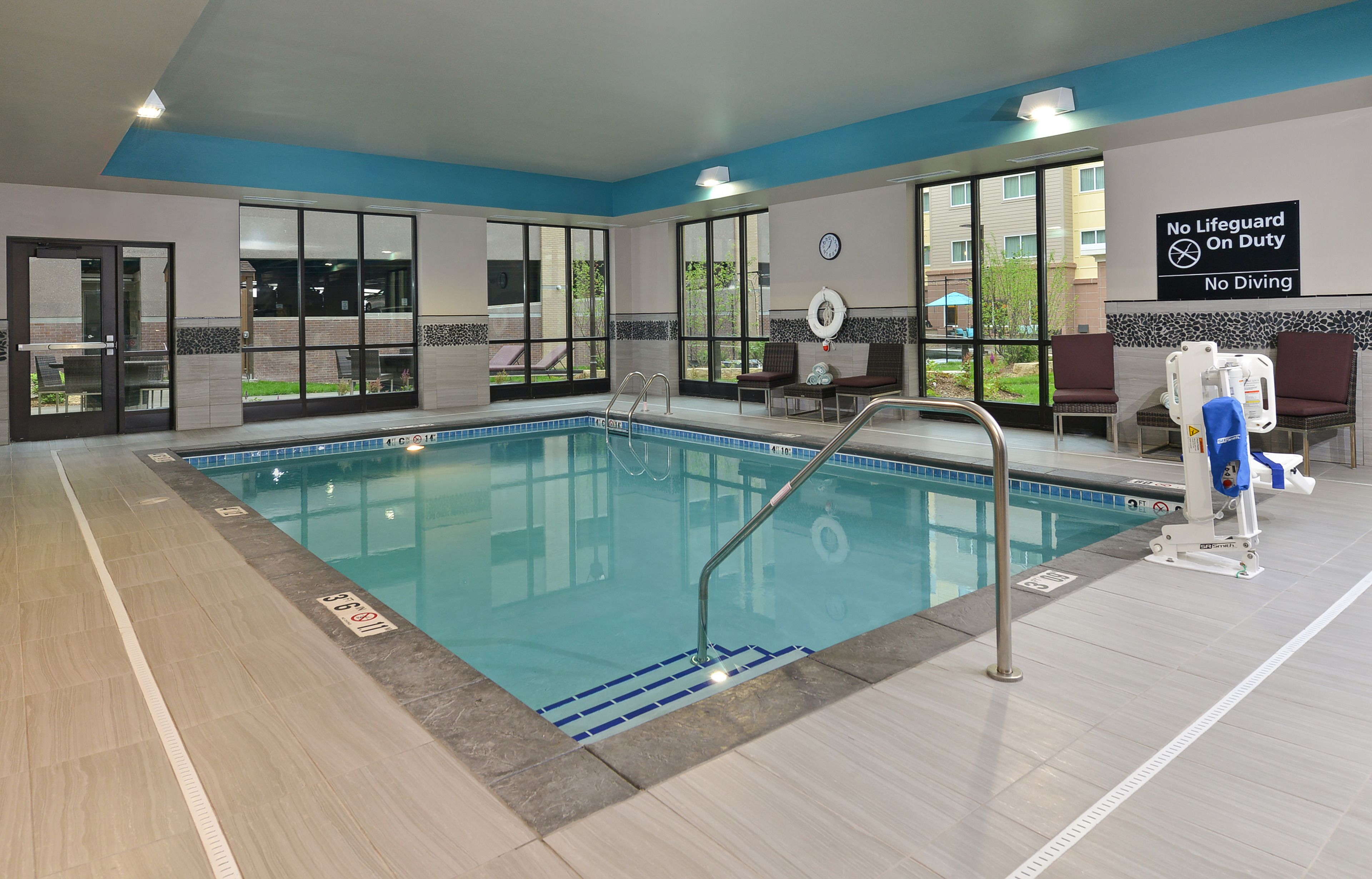 indoor pool, pool loungers