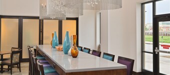 Hampton Inn & Suites Des Moines Downtown