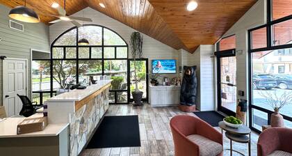 Best Western Johnson's Inn Downtown Gatlinburg