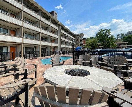 Howard Johnson by Wyndham Downtown Gatlinburg - Image 32