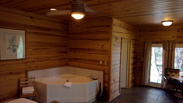 Unclassified image, 1 of 74, button - Cabins at Sugar Mountain (Eureka Springs)