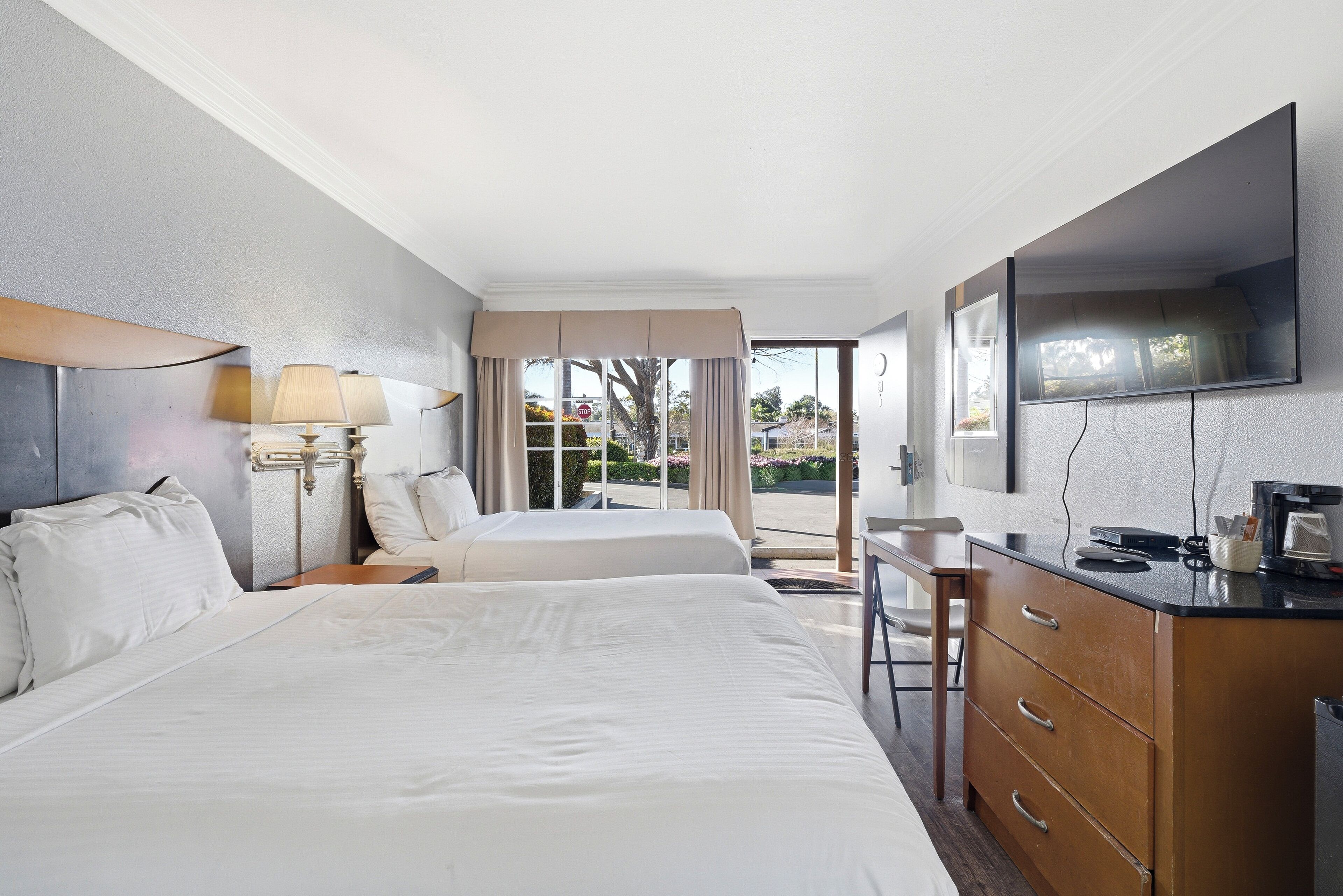 Double Room with Two Double Beds | 암막 커튼, 다리미/다리미판, 무료 WiFi, 침대 시트