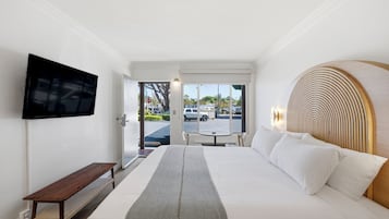 Deluxe Room, 1 Katil Raja (King) | Langsir/tirai gelap terus, seterika/papan seterika, Wi-fi percuma