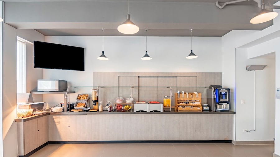 City Express Junior by Marriott Ciudad Del Carmen Aeropuerto