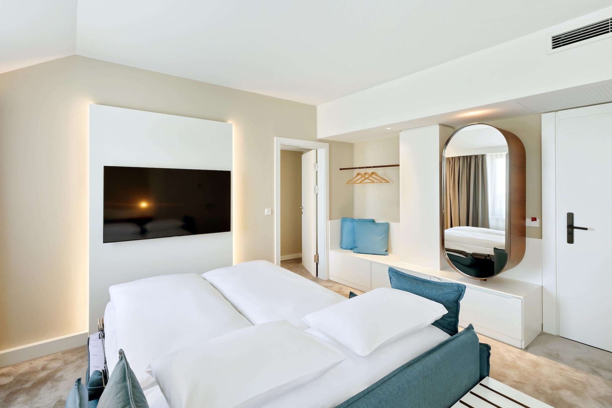 4 Star Hotels