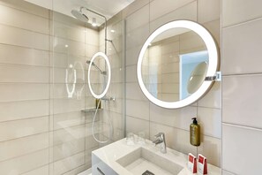 Classic Single Room | Bathroom - Austria Trend Hotel Bosei (Vienna)