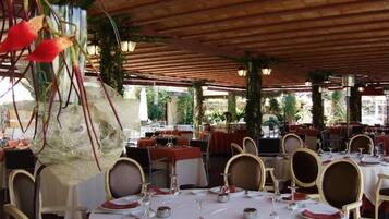 Servei de restauració a l'aire lliure