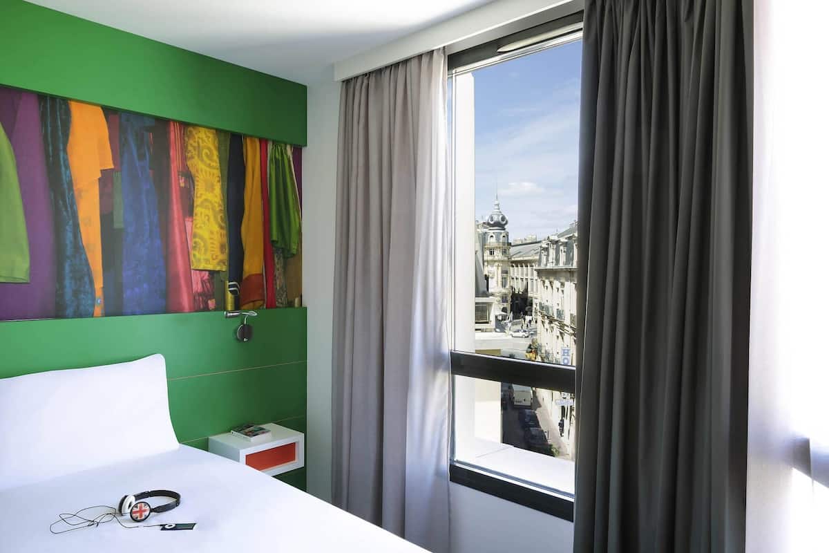 Chambre Standard, 2 lits une place | Bureau, rideaux occultants, chambres insonorisées