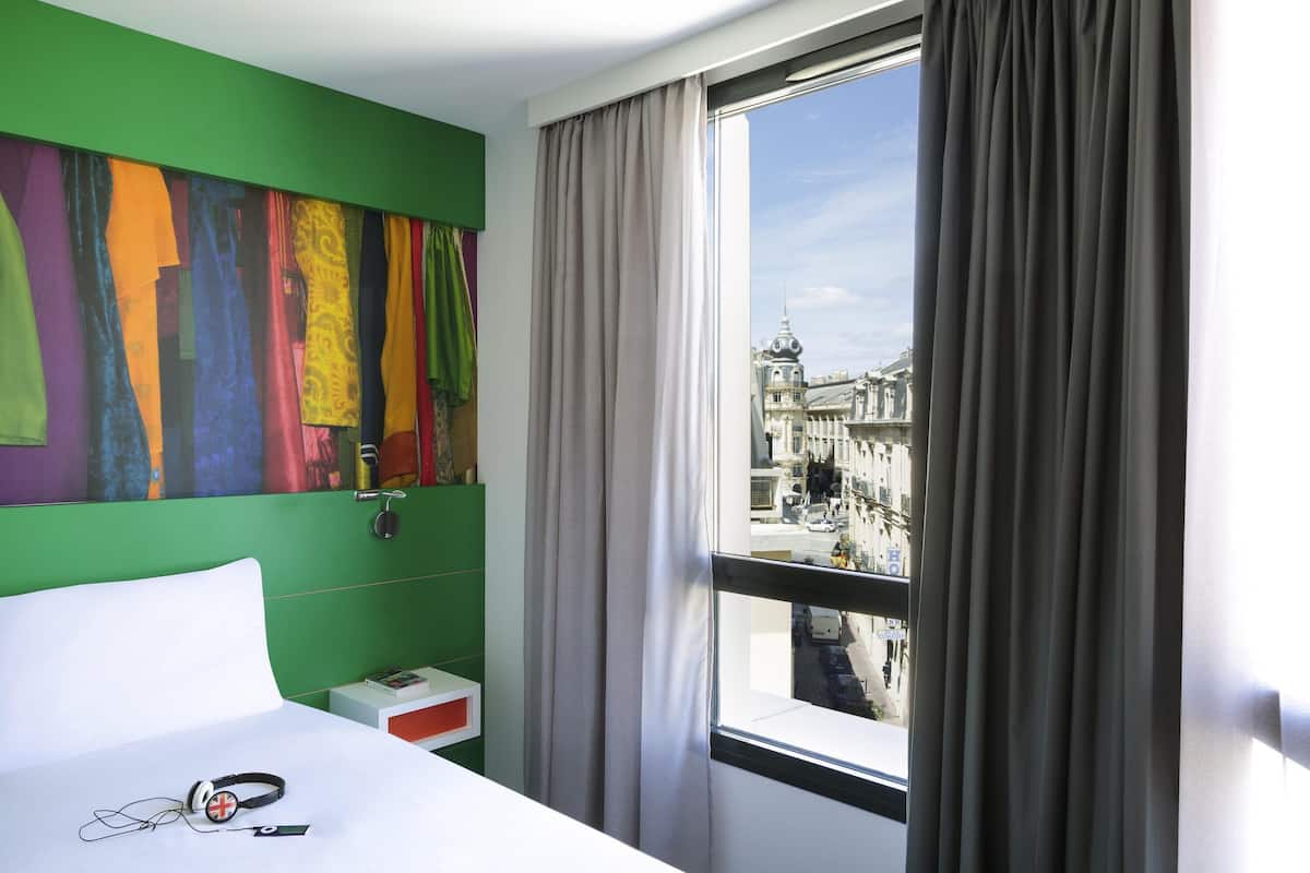 Standard Room, 2 Twin Beds | Desk, blackout drapes, soundproofing, iron/ironing board