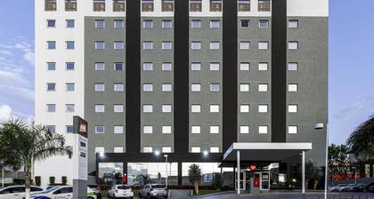 ibis Uberaba