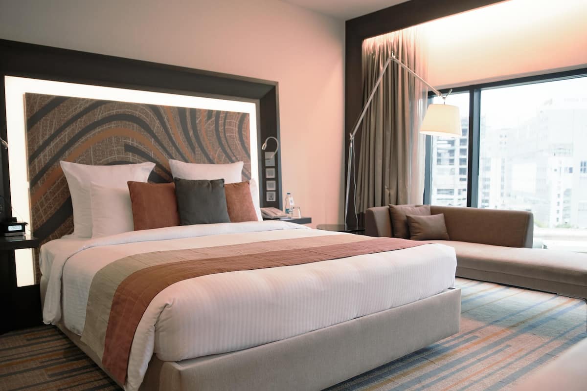 Superior Room, 1 King Bed