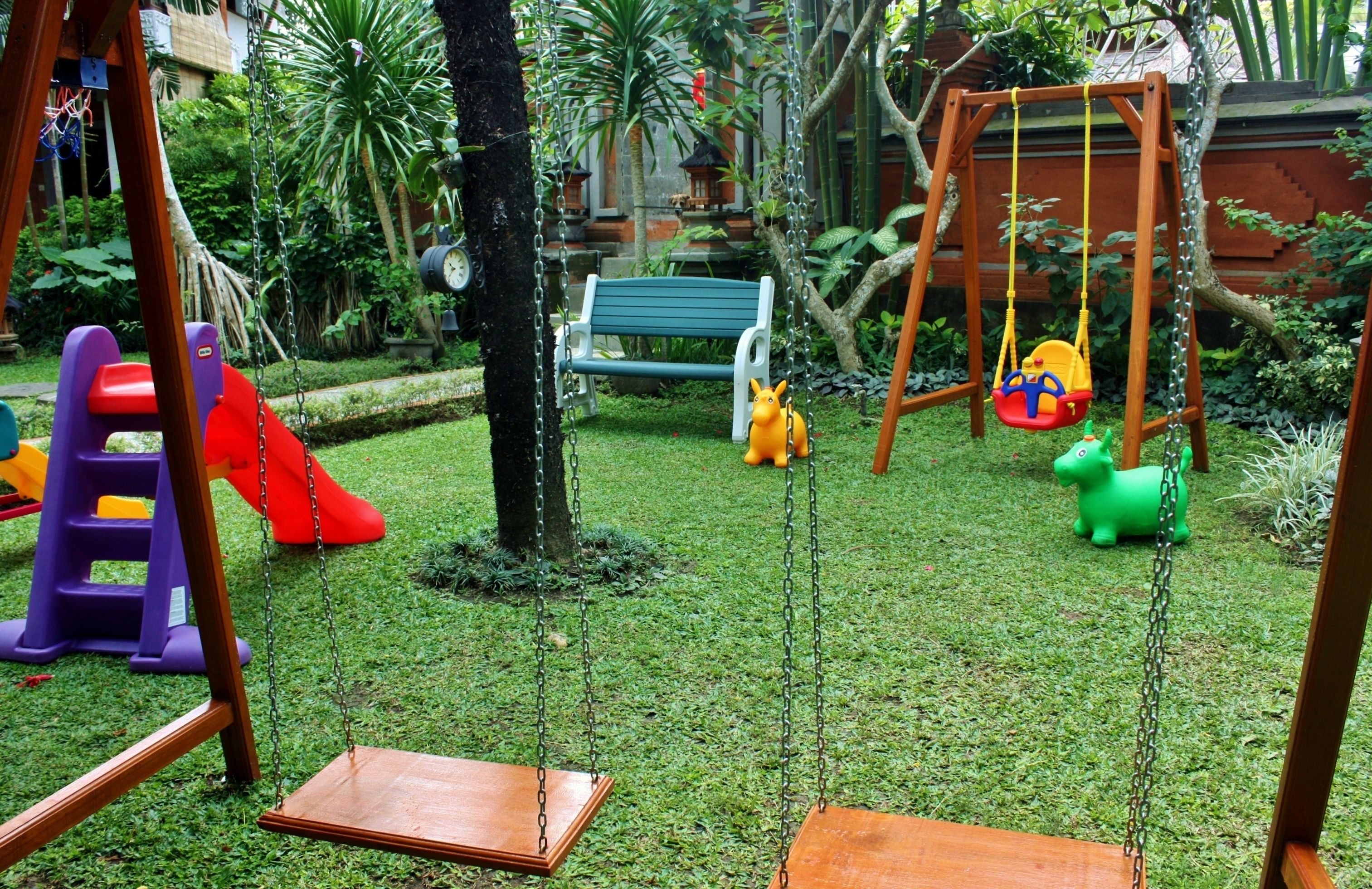 children’s play area – outdoor