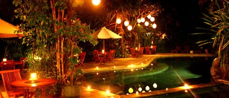 Outdoor pool, pool loungers