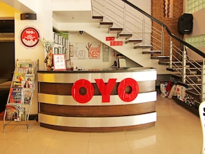Reception - Orange Nest Hotel (Manila)