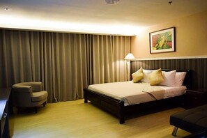 Executive Room, Accessible, Non Smoking | Free WiFi - Newgrange Condotel (Quezon City)