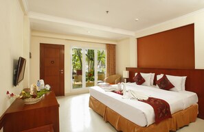 Deluxe Room | In-room safe, free WiFi, bed sheets - Restu Bali Hotel (Kuta)