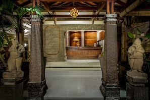Reception - Restu Bali Hotel (Kuta)