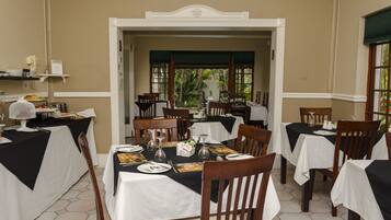 Daily English breakfast (ZAR 145 per person)